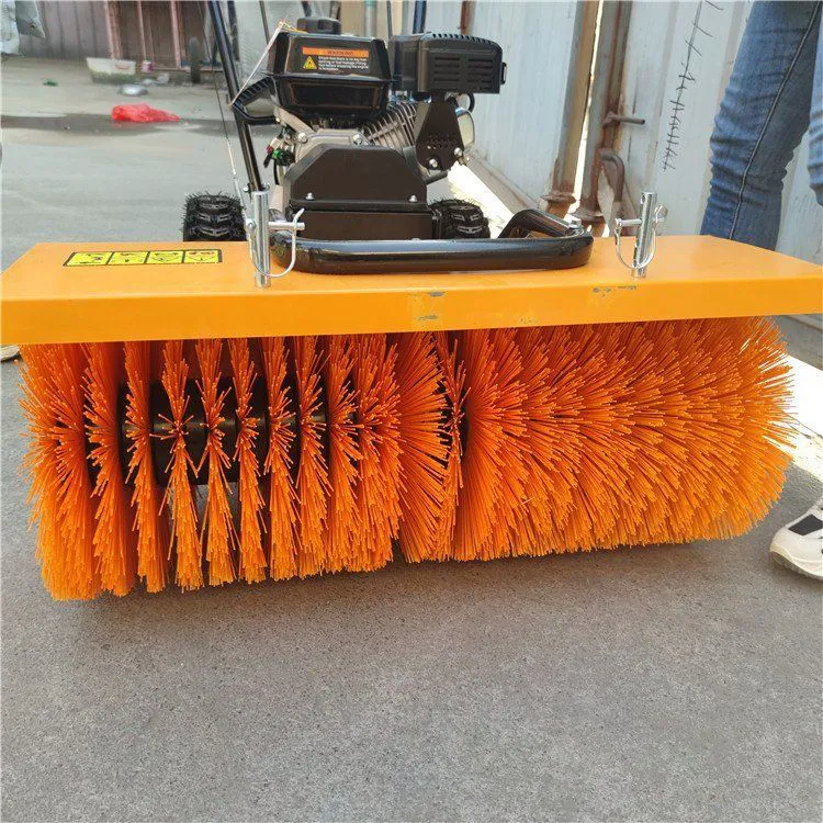 车载式除雪滚刷 自带动力扫雪滚加工 道路抛雪滚刷推雪铲