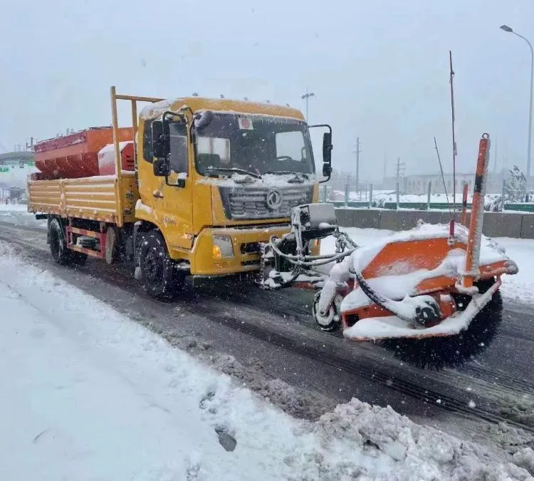 豫工大型除雪车 清扫车除雪铲 轻型除雪板 效率高