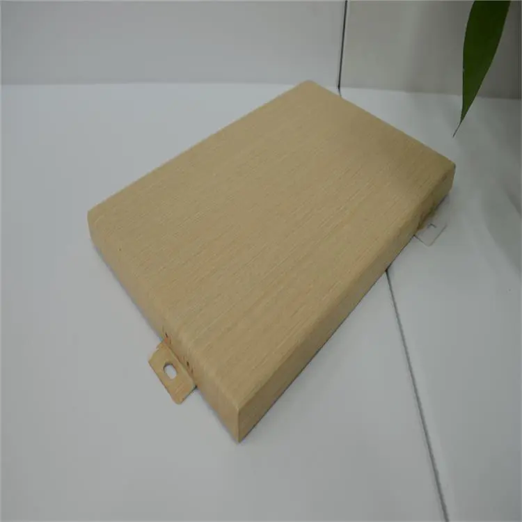 木纹铝单板 耐水耐腐性能佳 环保节能 坚固耐用