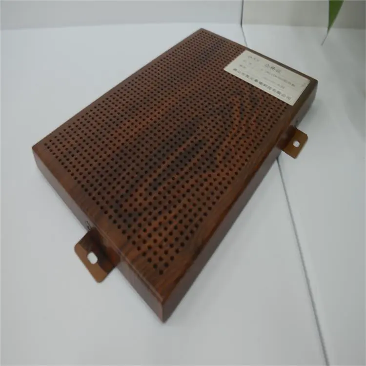 雕花镂空铝单板 表面光滑 不易脏污 抗紫外线性能