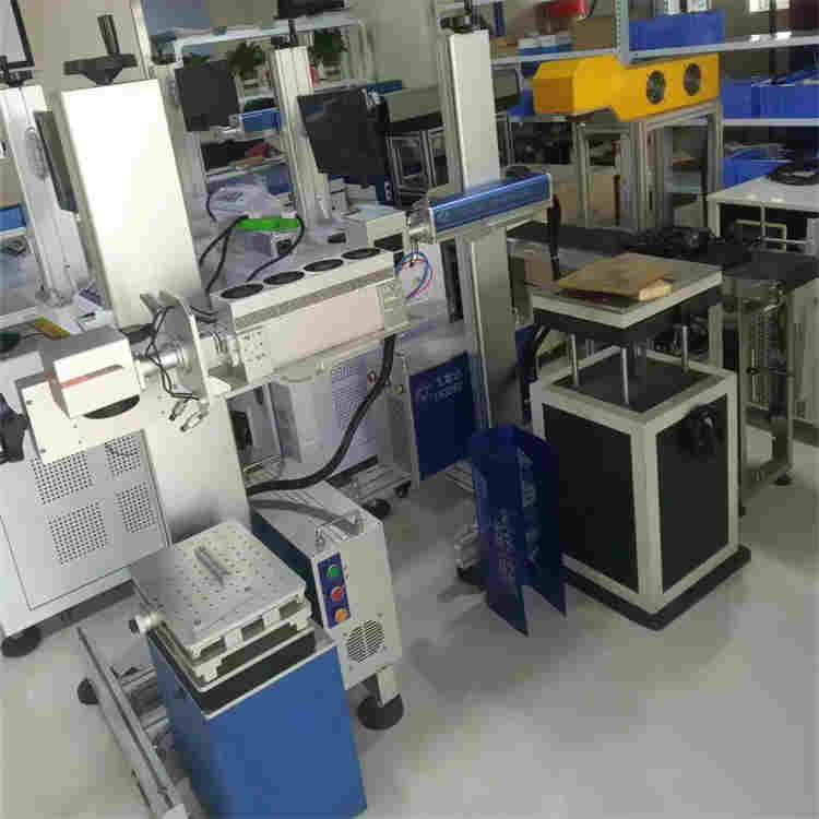 飞龙达手持式激光除锈机 300MM扫描范围 RS232控制接口