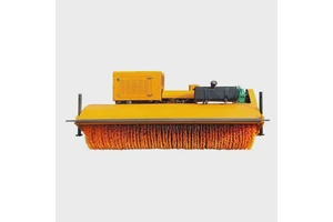 临工滑移装载机斜角扫雪滚刷 冬季除雪工程设备 材料采用钢丝