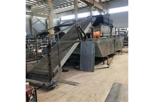 水下割草船水库草收割机全自动粉碎池塘河道清理垃圾打捞抽沙船