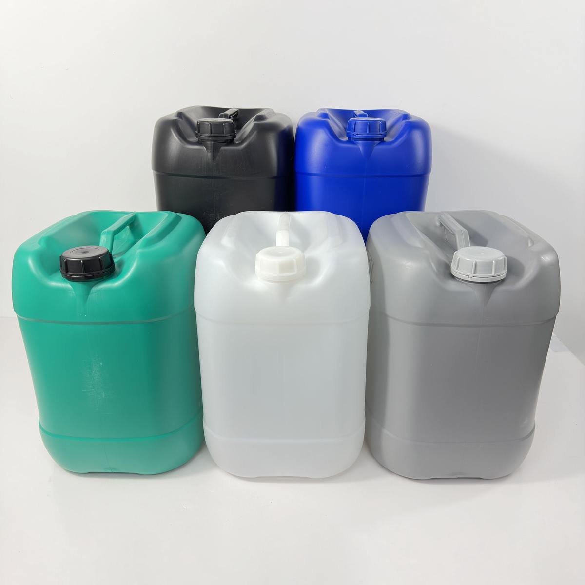 Wholesale 5L 10L 20L 25L 30L Jerry Can Drums Pails & Barrels