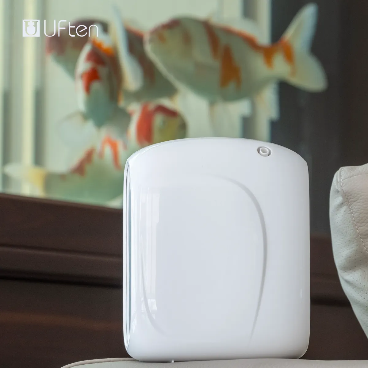 Commercial Latest Products Electric Wall Mounted Aroma Therapy Diffuser Aroma Diffuser Waterless Aroma Device