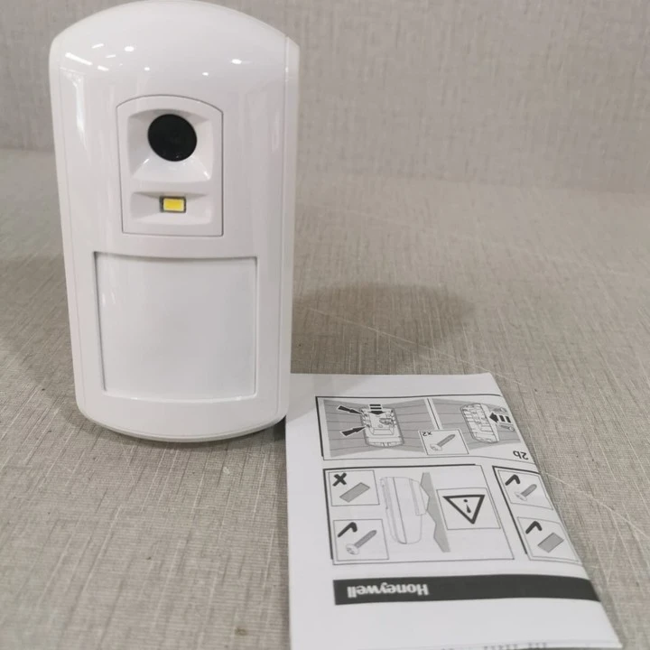 New Original Ready CAMIR-8EZ Warehouse Industrial Automation PLC Programming Controller