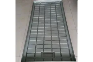 Plastic 4ft*8ft Culture Hydroponique Aeroponic Tray Ebb and Flow Tray Hydroponic Table