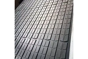 Premium Huoxi Non-slip Horse Rubber Mats Flooring for Stables Equine-friendly Equestrian Matting Customizable Cutting